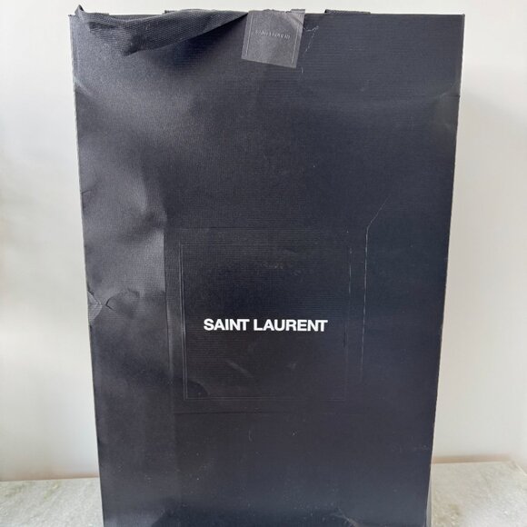 LIMITED EDITION Saint Laurent: YSL Lou Medium Bag WITH TASSEL - Picture 15 of 16